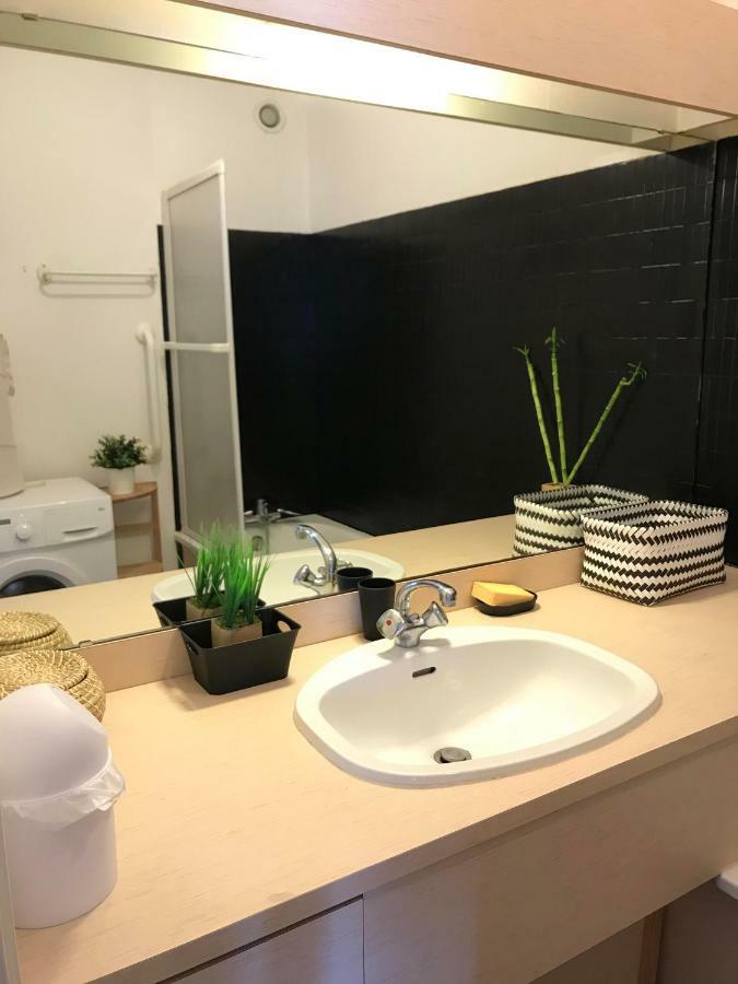 Exceptionnel ! Appartement Vue Imprenable Sur Mer. การ์นง-ปลาจ ภายนอก รูปภาพ